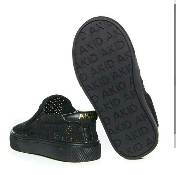 akid shoes